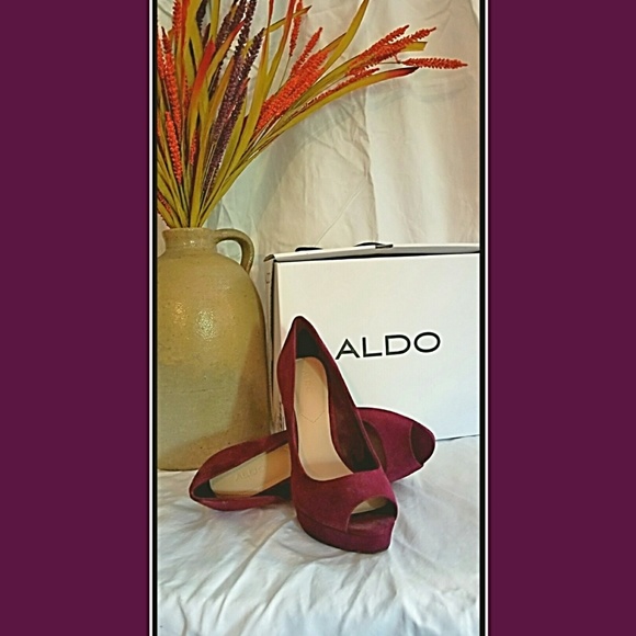 Aldo Depietro Platform Pumps - Picture 2 of 4